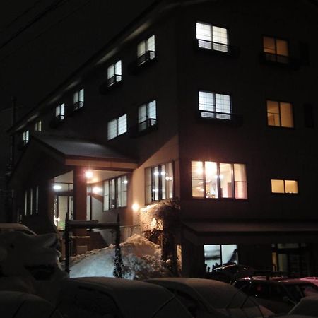 Hakuba Glad Inn Ebisuya Exterior photo