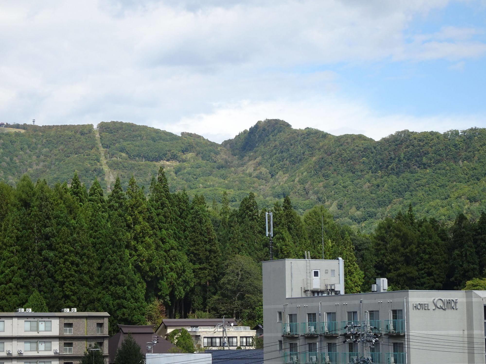 Hakuba Glad Inn Ebisuya Exterior photo